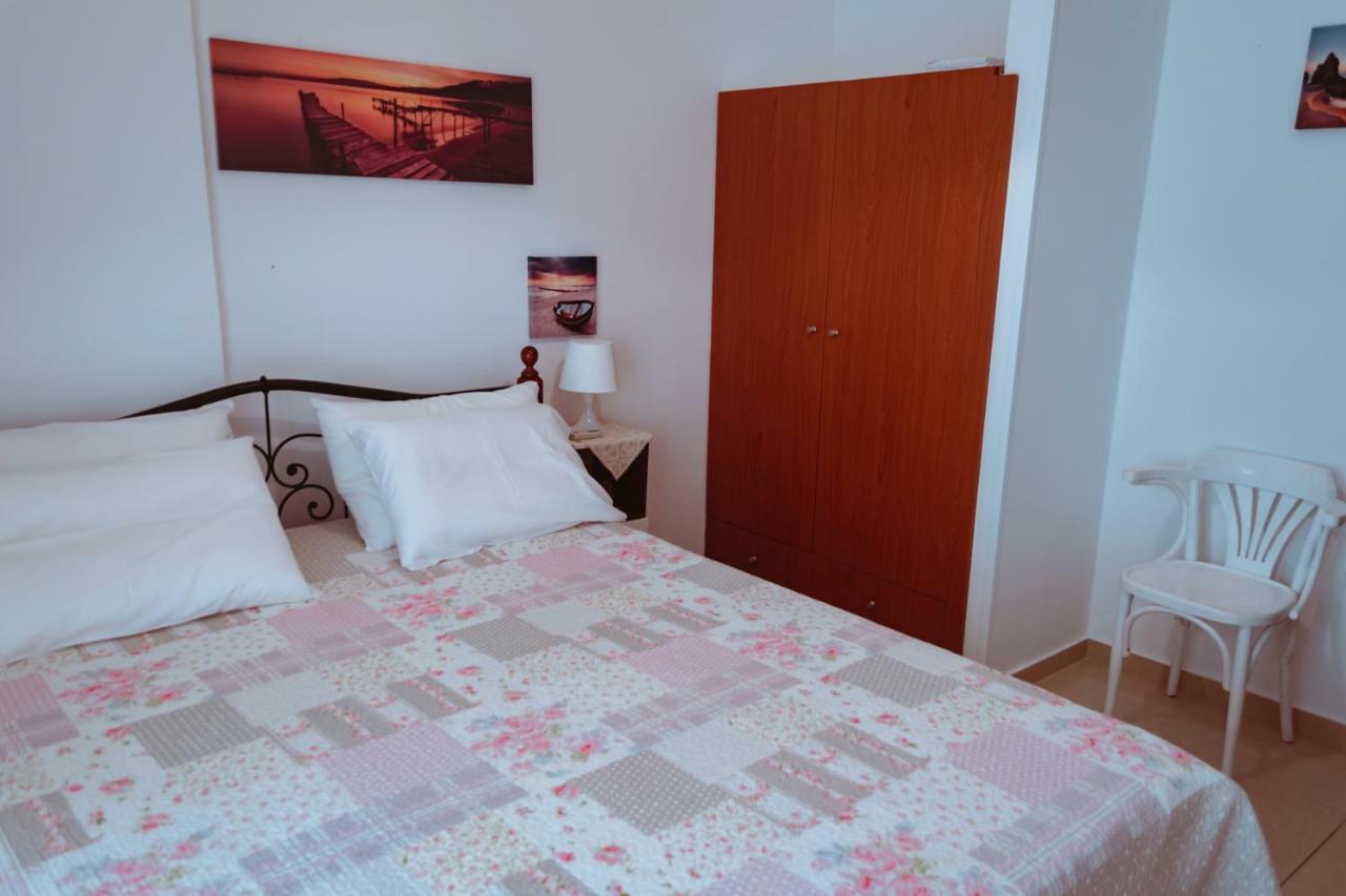 Sun Βy Τhe Sea 100M From The Beach Apartment Agia Pelagia  Exterior photo